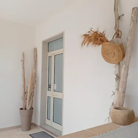 Scogliera Holiday home *